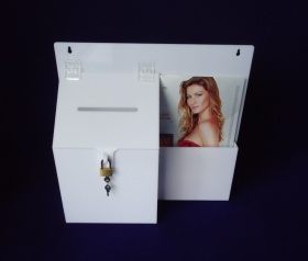 Quadro Com Urna e Bolso 33cm
